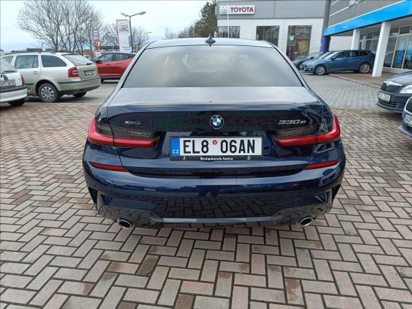 BMW - Řada 3.jpg